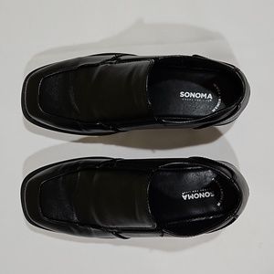 Boys size 3, Black Sonoma dress up shoes with memory foam
